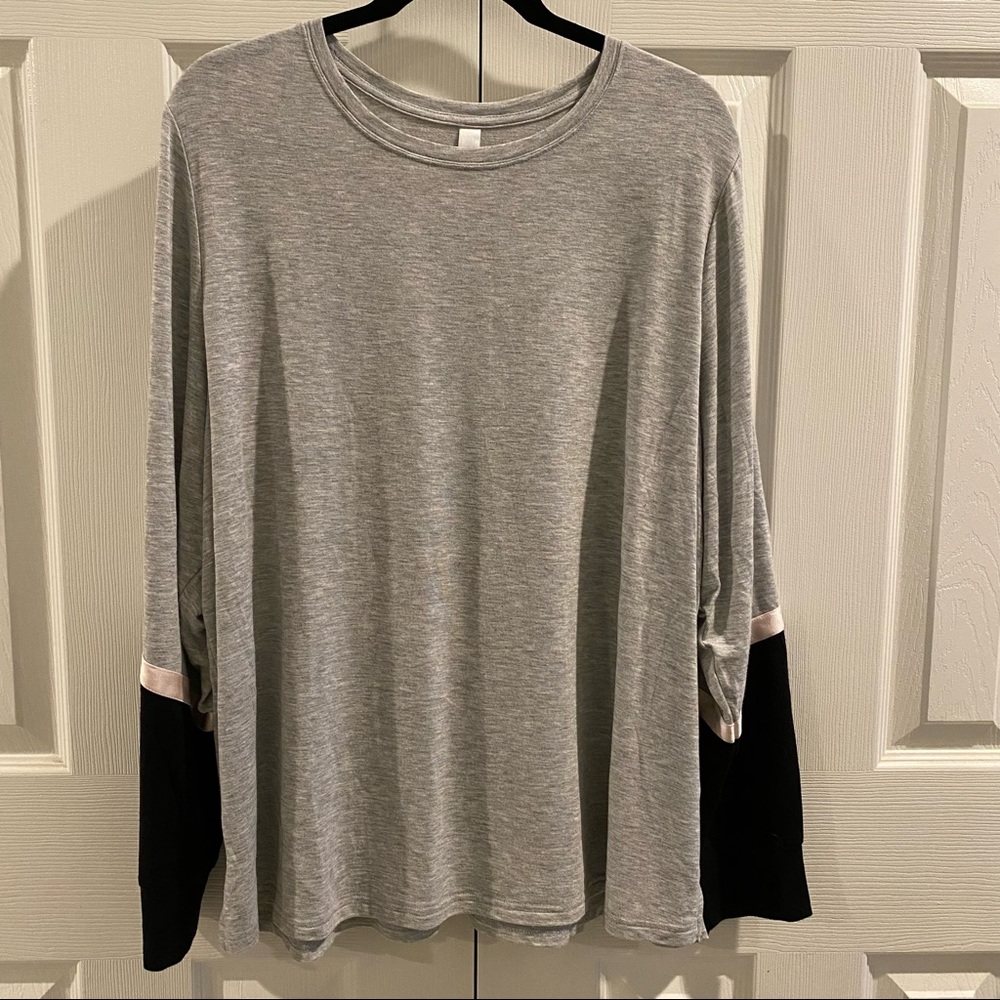 Lane Bryant Cacique Long Sleeve Pajama top